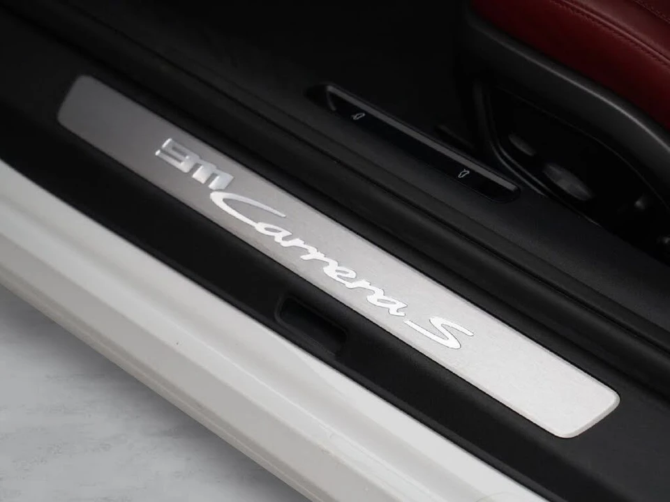 2020 Porsche 992 Carrera S - Image 13 of 31