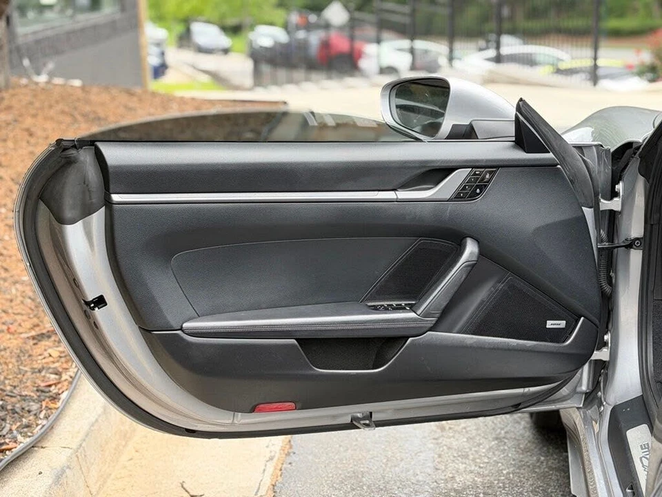 2020 Porsche 992 Carrera S - Image 27 of 31
