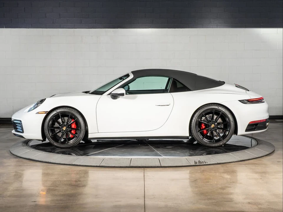 2020 Porsche 992 Carrera S - Image 12 of 31