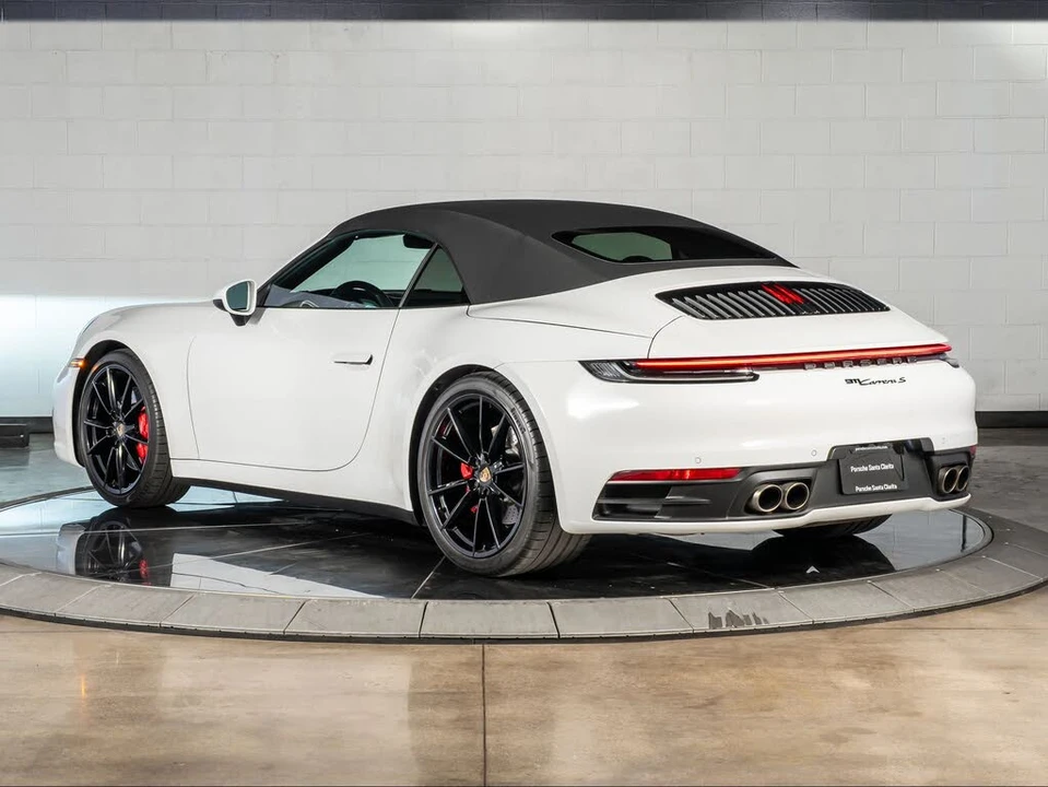 2020 Porsche 992 Carrera S - Image 13 of 31