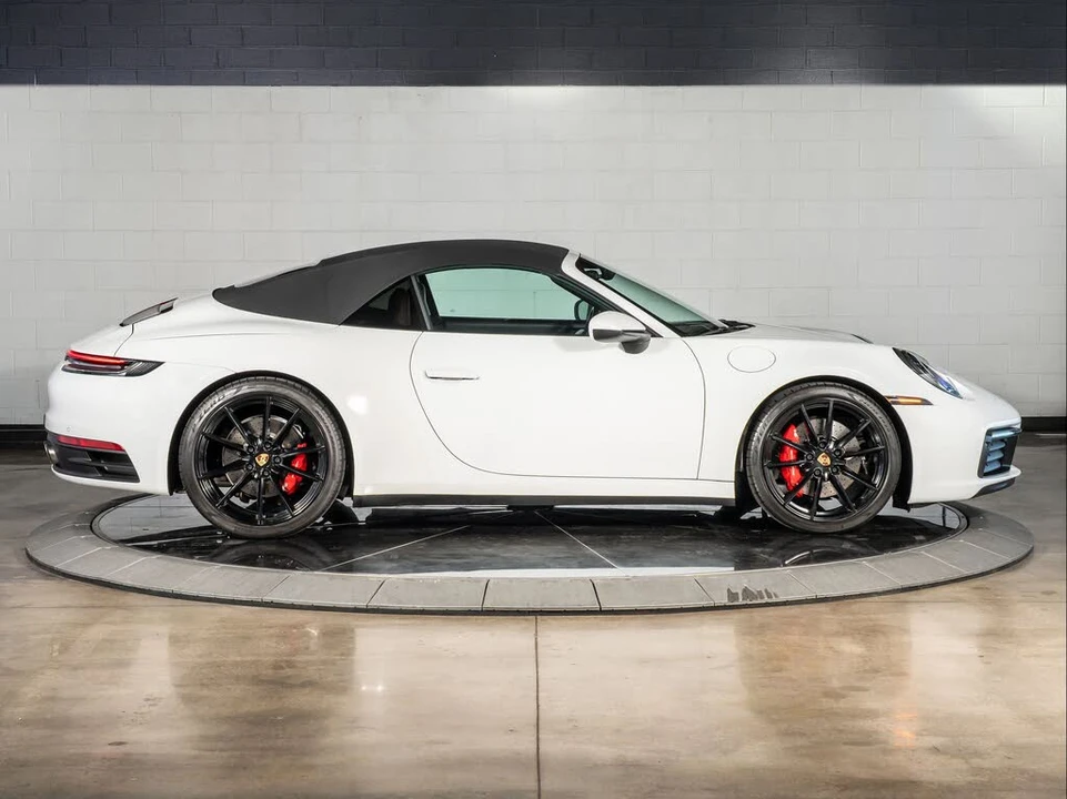 2020 Porsche 992 Carrera S - Image 16 of 31
