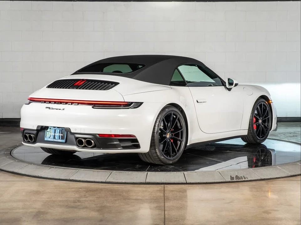 2020 Porsche 992 Carrera S - Image 15 of 31