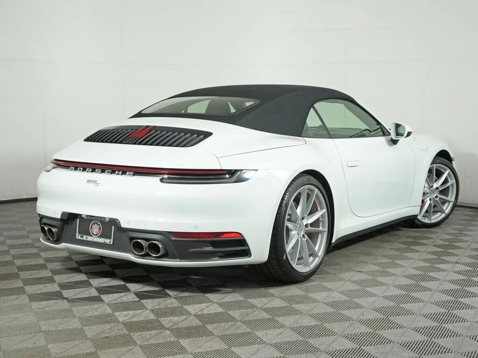 2020 Porsche 992 Carrera S - Image 13 of 31