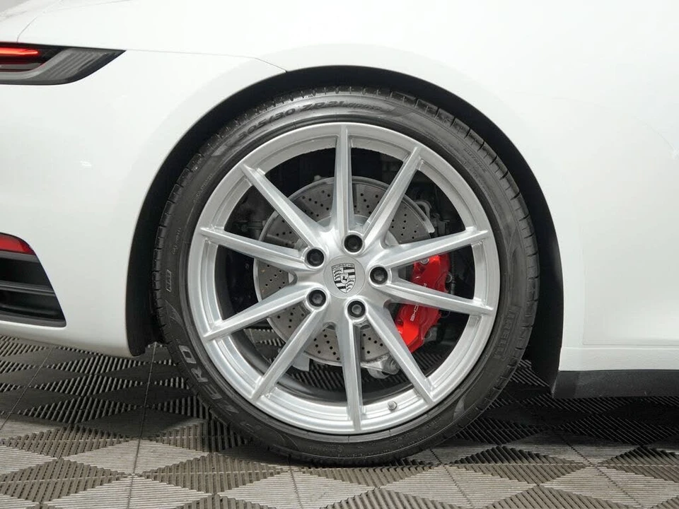 2020 Porsche 992 Carrera S - Image 20 of 31