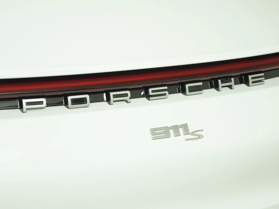 2020 Porsche 992 Carrera S - Image 16 of 31