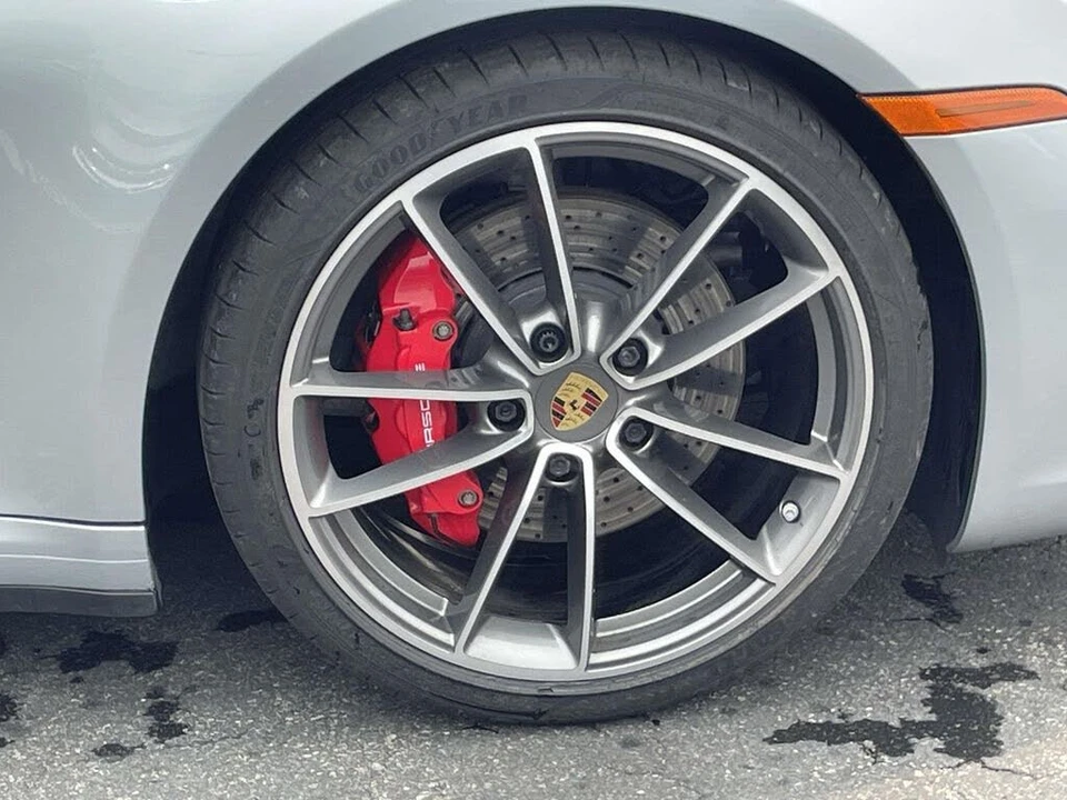 2020 Porsche 992 Carrera S - Image 12 of 31