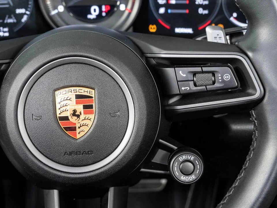 2020 Porsche 992 Carrera S - Image 11 of 31