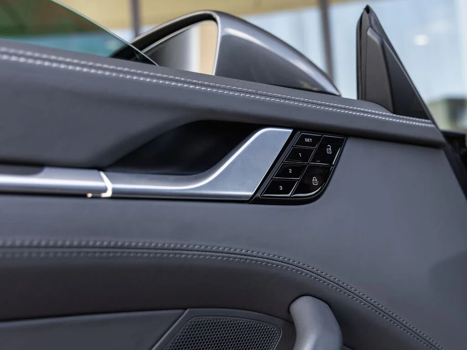 2020 Porsche 992 Carrera S - Image 28 of 31