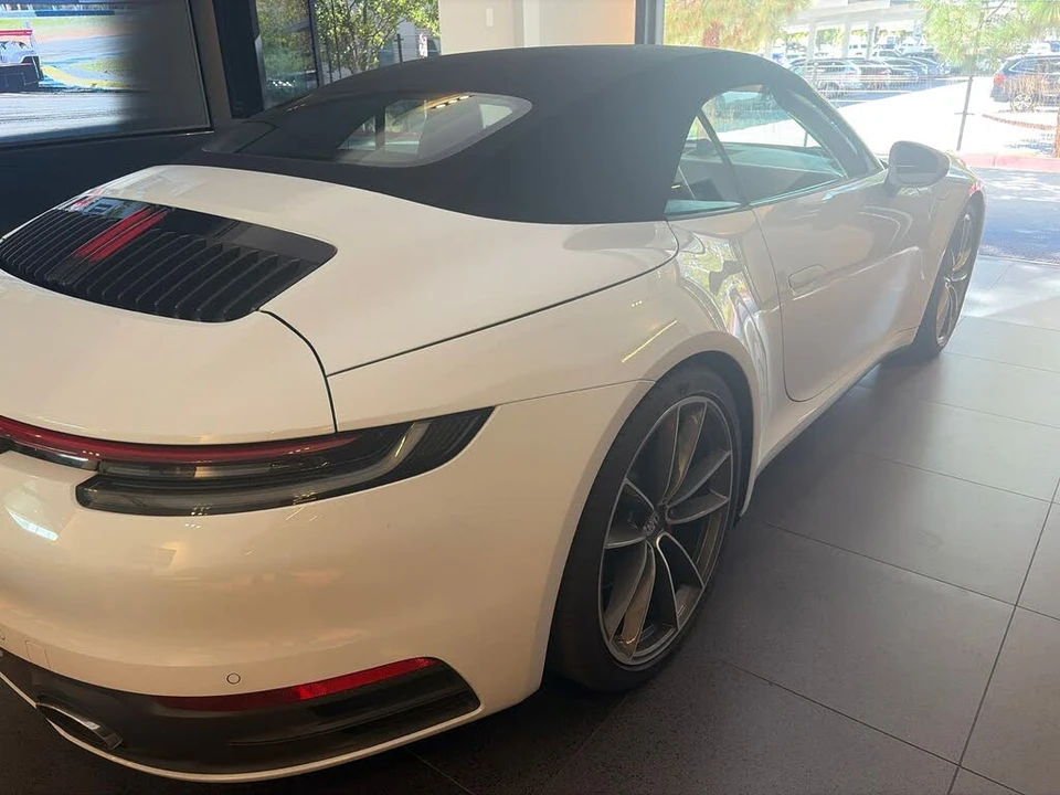 2020 Porsche 992 Carrera S - Image 5 of 15