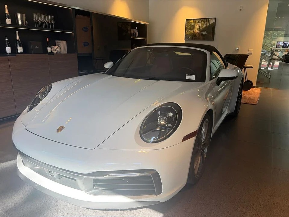 2020 Porsche 992 Carrera S - Image 2 of 15