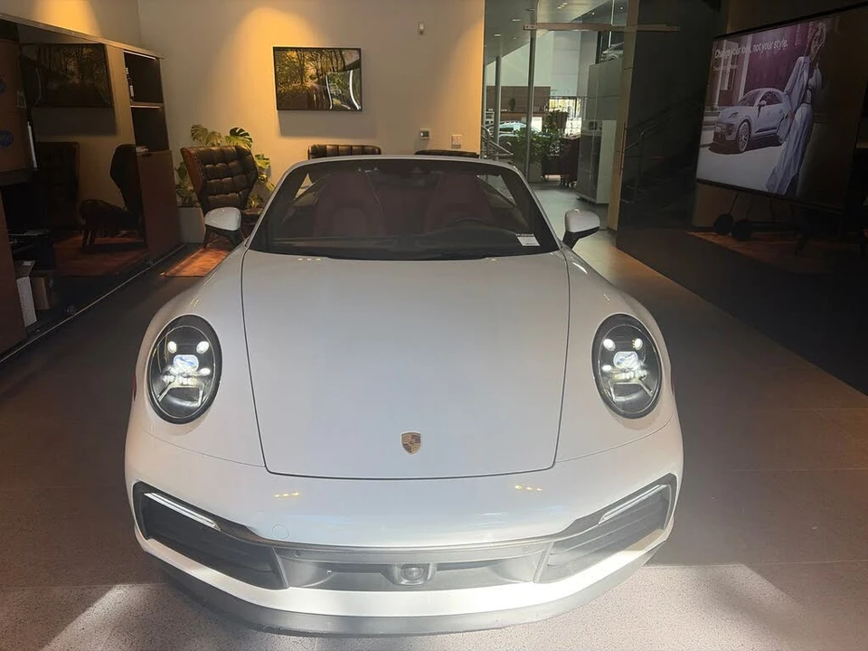 2020 Porsche 992 Carrera S - Image 7 of 15