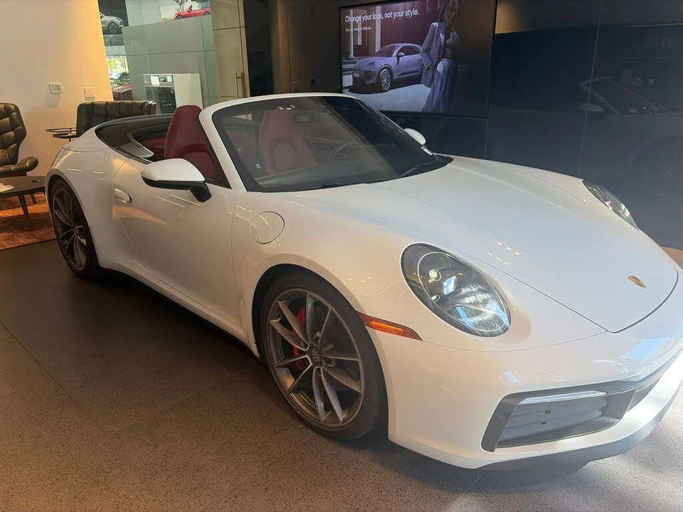 2020 Porsche 992 Carrera S - Image 9 of 15