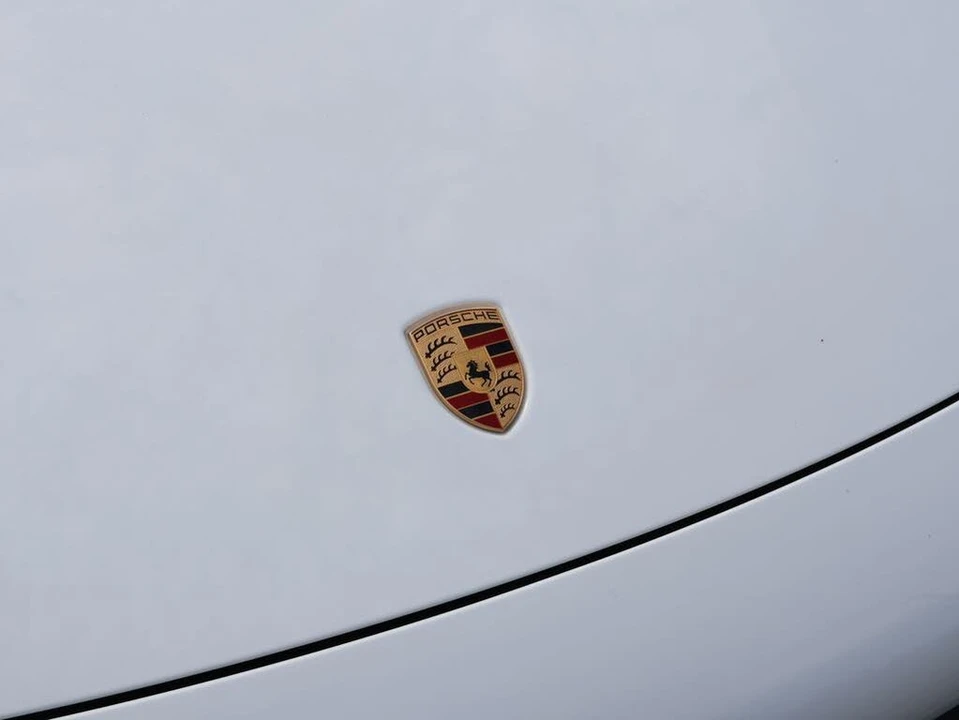 2020 Porsche 992 Carrera S - Image 13 of 31