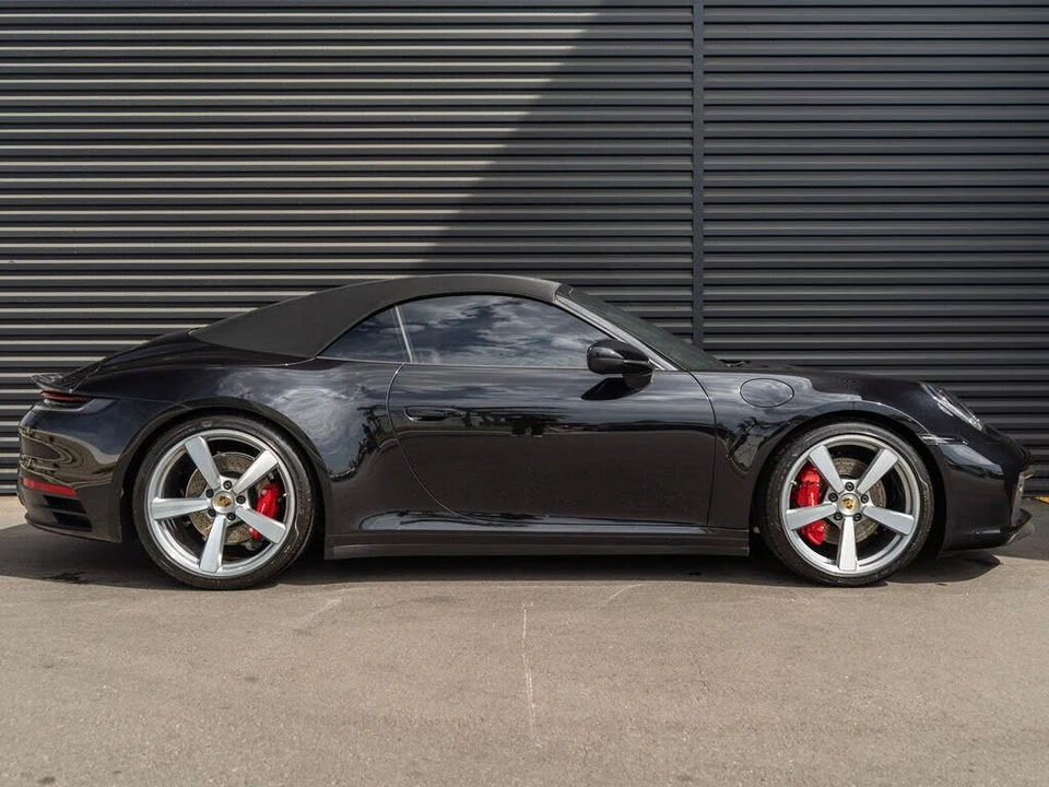 2020 Porsche 992 Carrera S - Image 8 of 31