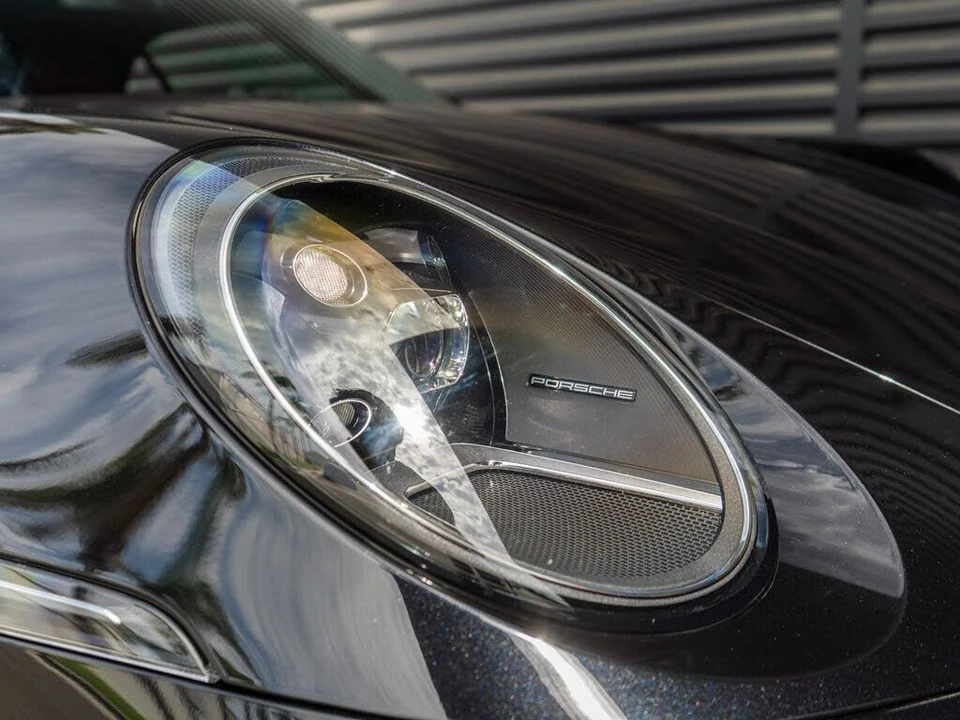 2020 Porsche 992 Carrera S - Image 13 of 31