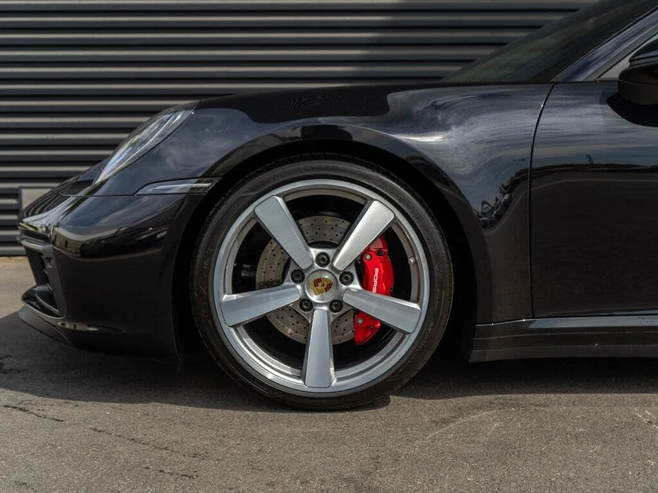 2020 Porsche 992 Carrera S - Image 12 of 31