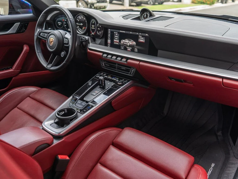 2020 Porsche 992 Carrera S - Image 11 of 31