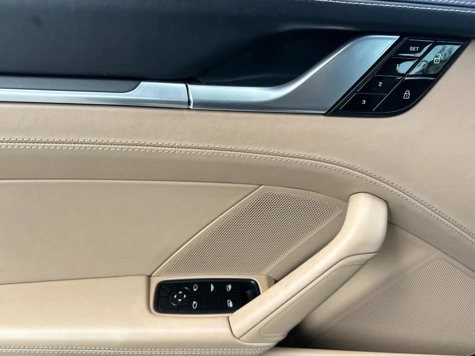 2020 Porsche 992 Carrera S - Image 12 of 30