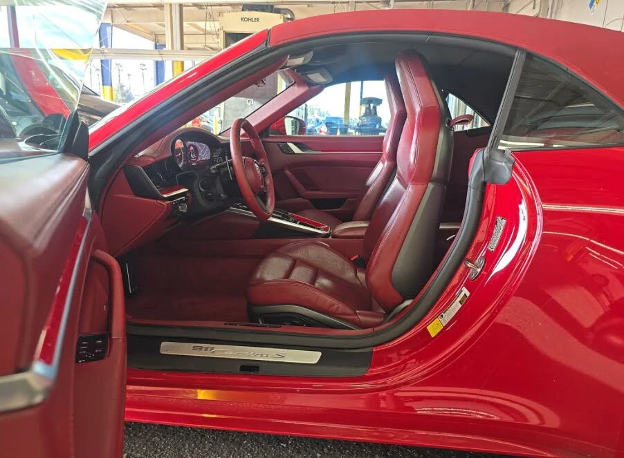 2020 Porsche 992 Carrera S - Image 13 of 16