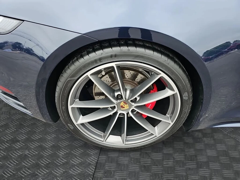 2020 Porsche 992 Carrera S - Image 21 of 31