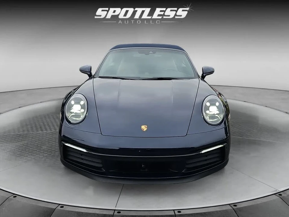 2020 Porsche 992 Carrera S - Image 10 of 31