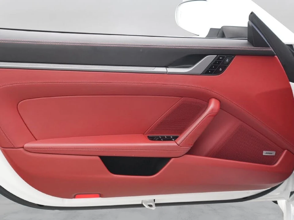 2020 Porsche 992 Carrera S - Image 14 of 31