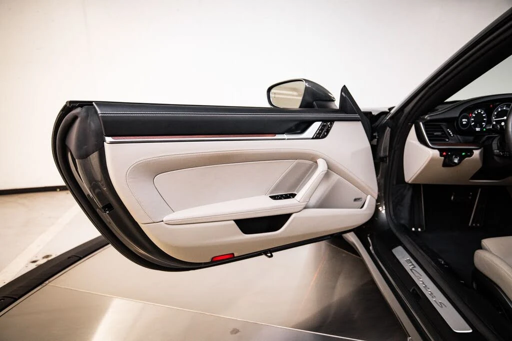 2020 Porsche 992 Carrera S - Image 23 of 29