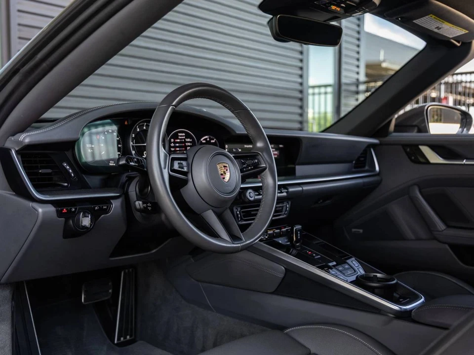 2020 Porsche 992 Carrera S - Image 4 of 5
