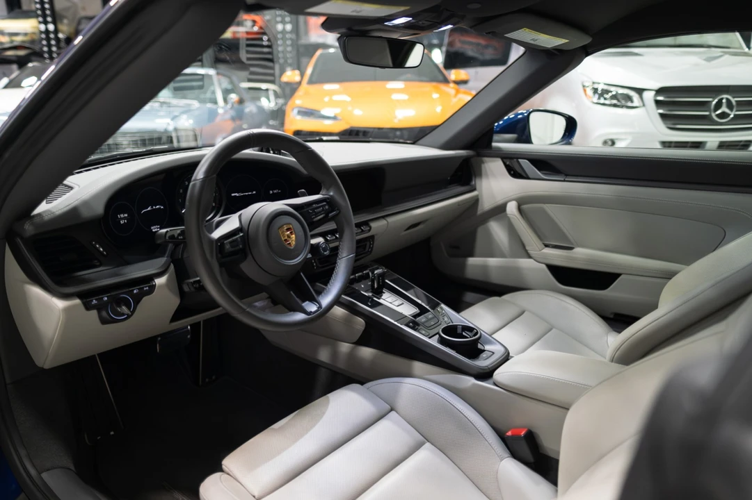 2020 Porsche 992 Carrera S - Image 5 of 10