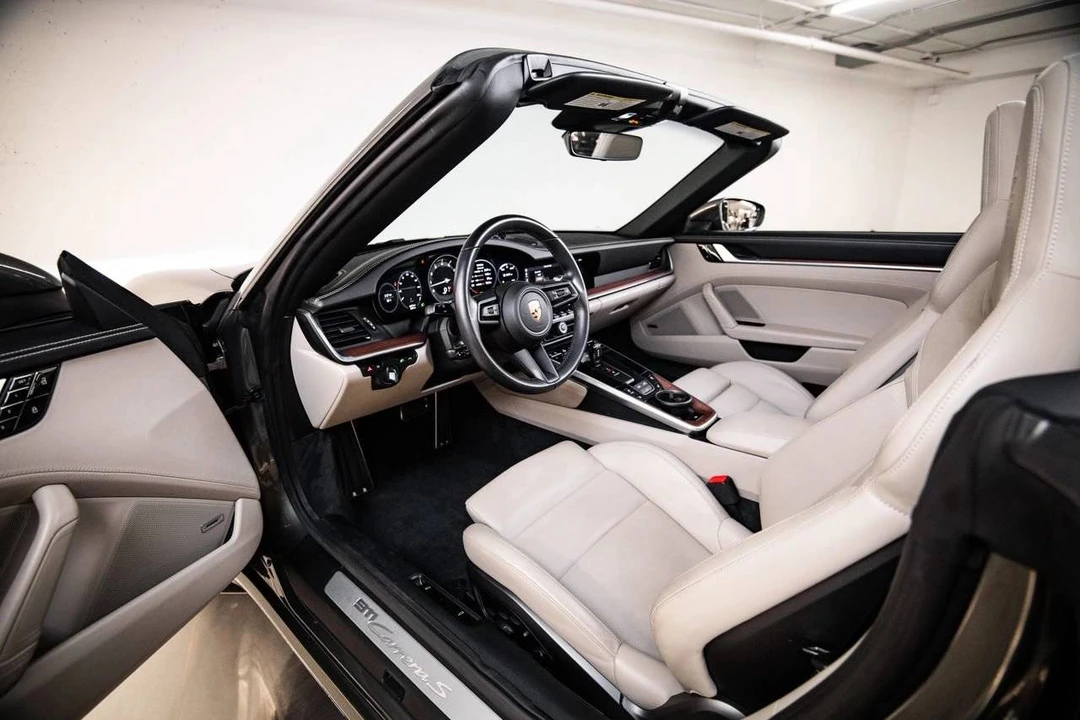 2020 Porsche 992 Carrera S - Image 4 of 5