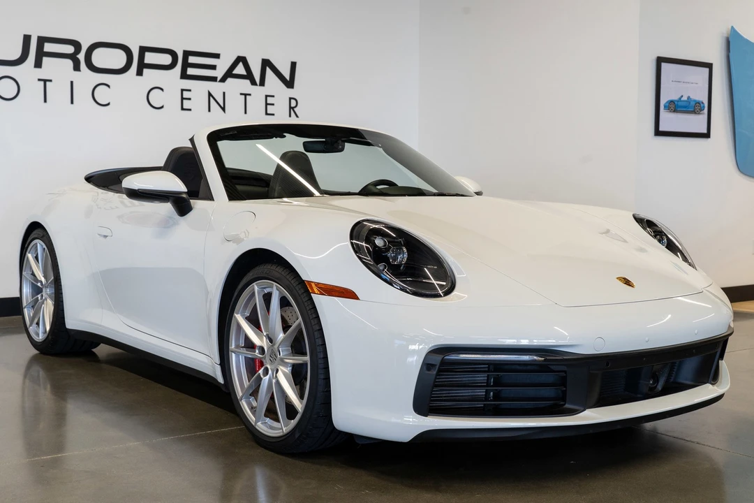 2020 Porsche - Image 26 of 31