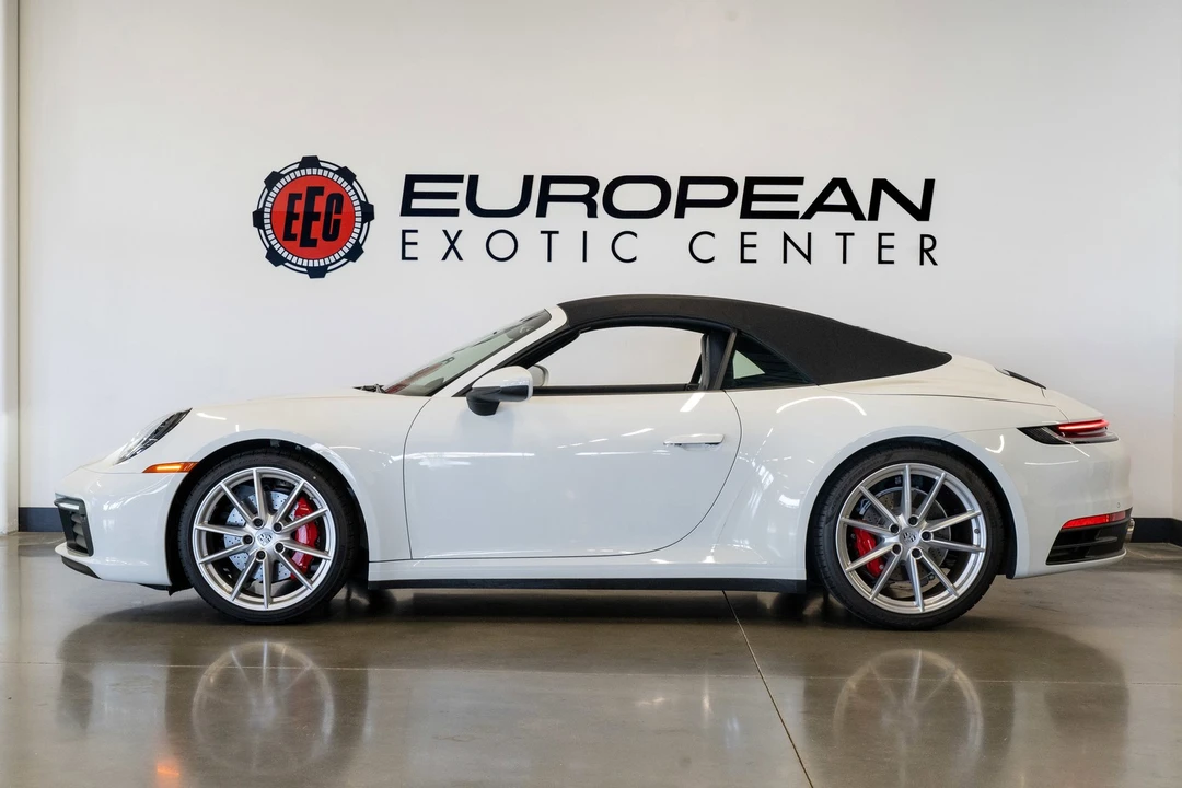 2020 Porsche - Image 18 of 31