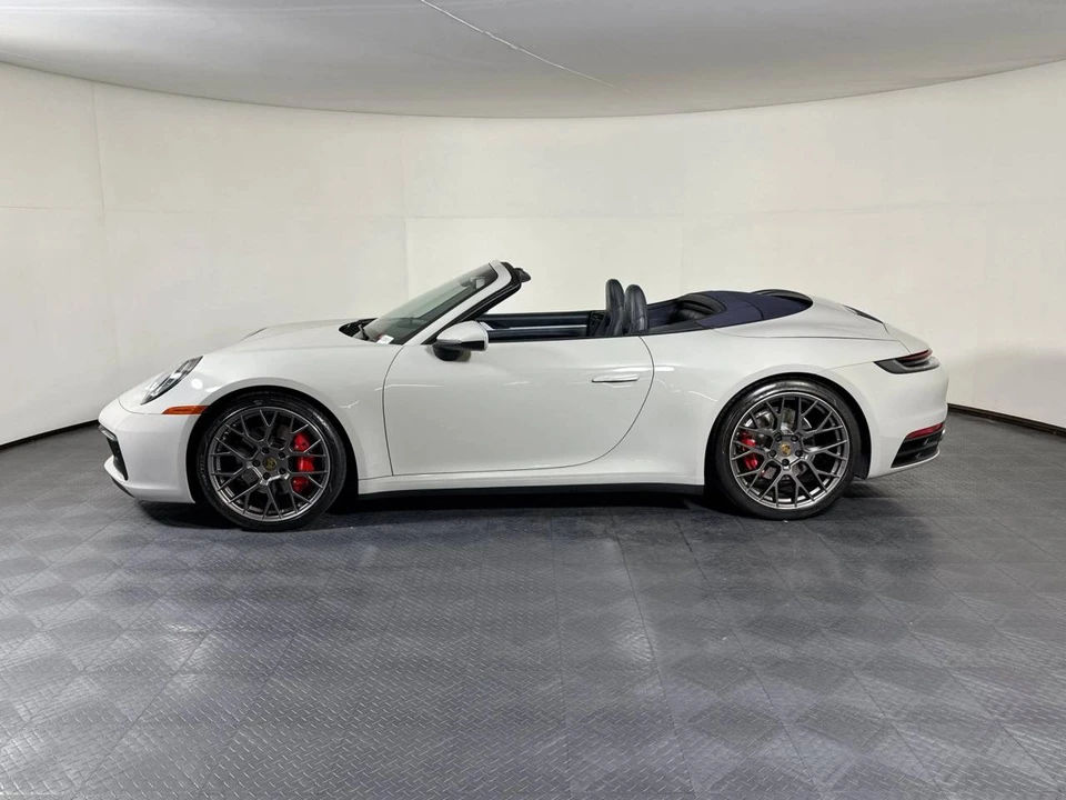 2020 Porsche 992 Carrera S - Image 2 of 5