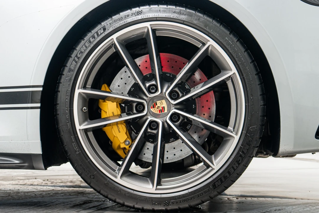 2020 Porsche 992 Carrera S - Image 11 of 12