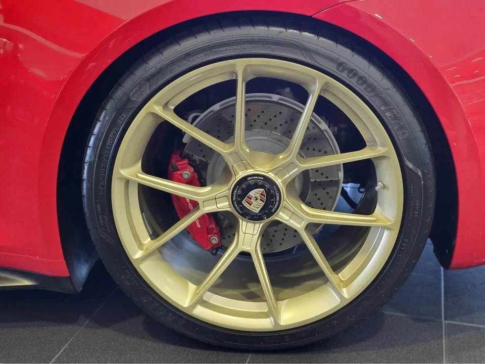 2020 Porsche 992 Carrera S - Image 5 of 15