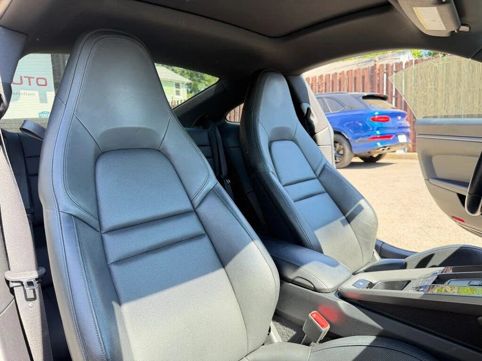 2020 Porsche 992 Carrera S - Image 28 of 31
