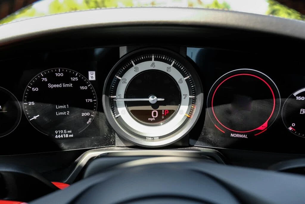 2020 Porsche 992 Carrera S - Image 13 of 31