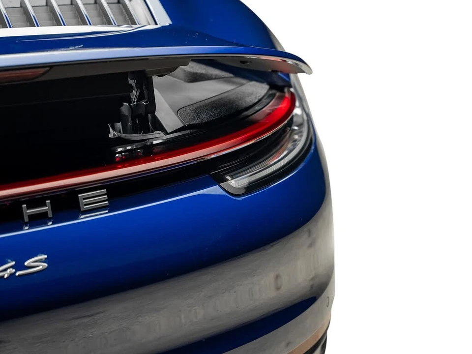 2020 Porsche 992 Carrera S - Image 13 of 31