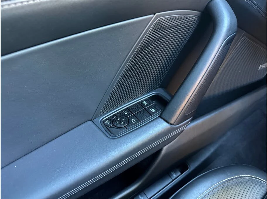 2020 Porsche 992 Carrera S - Image 17 of 31