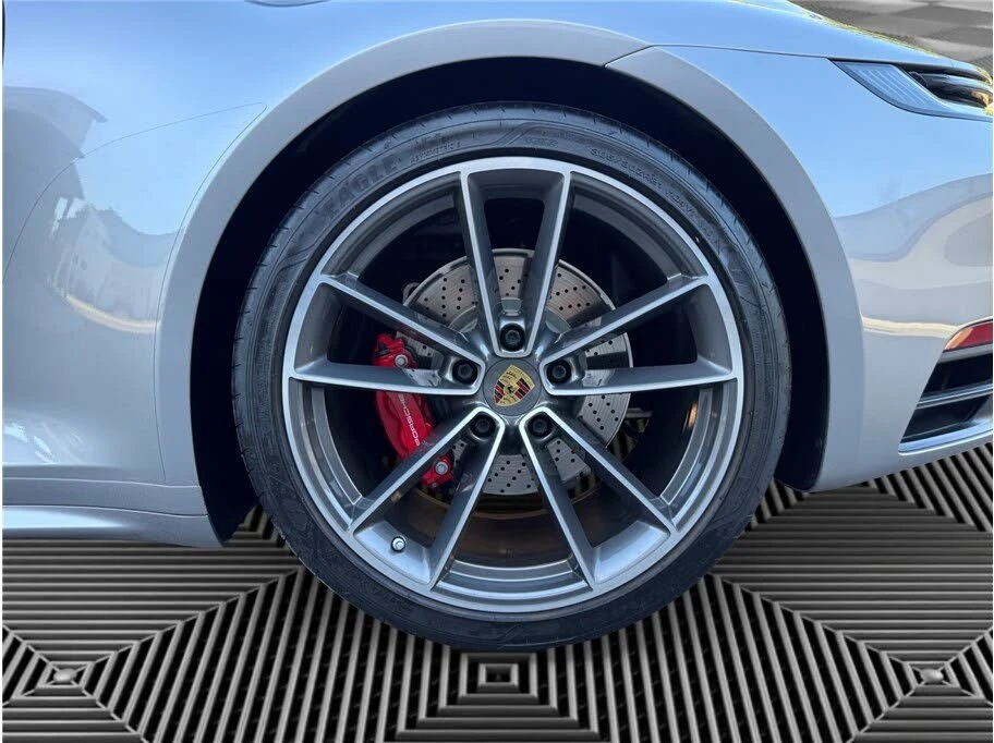 2020 Porsche 992 Carrera S - Image 14 of 31