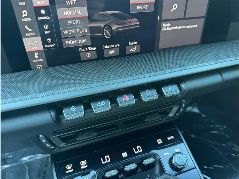 2020 Porsche 992 Carrera S - Image 28 of 31