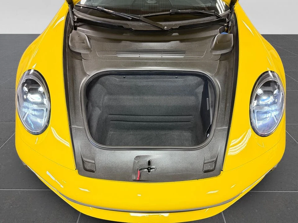 2020 Porsche 992 Carrera S - Image 27 of 31