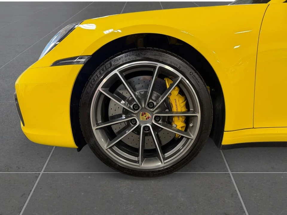 2020 Porsche 992 Carrera S - Image 14 of 31