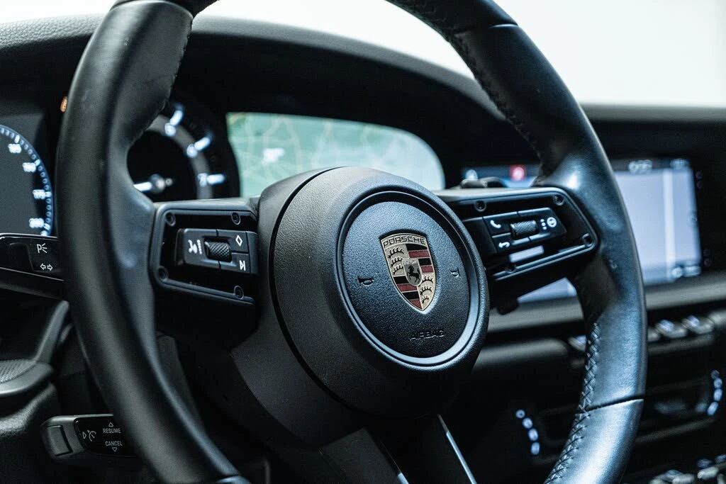 2020 Porsche 992 Carrera S - Image 25 of 31