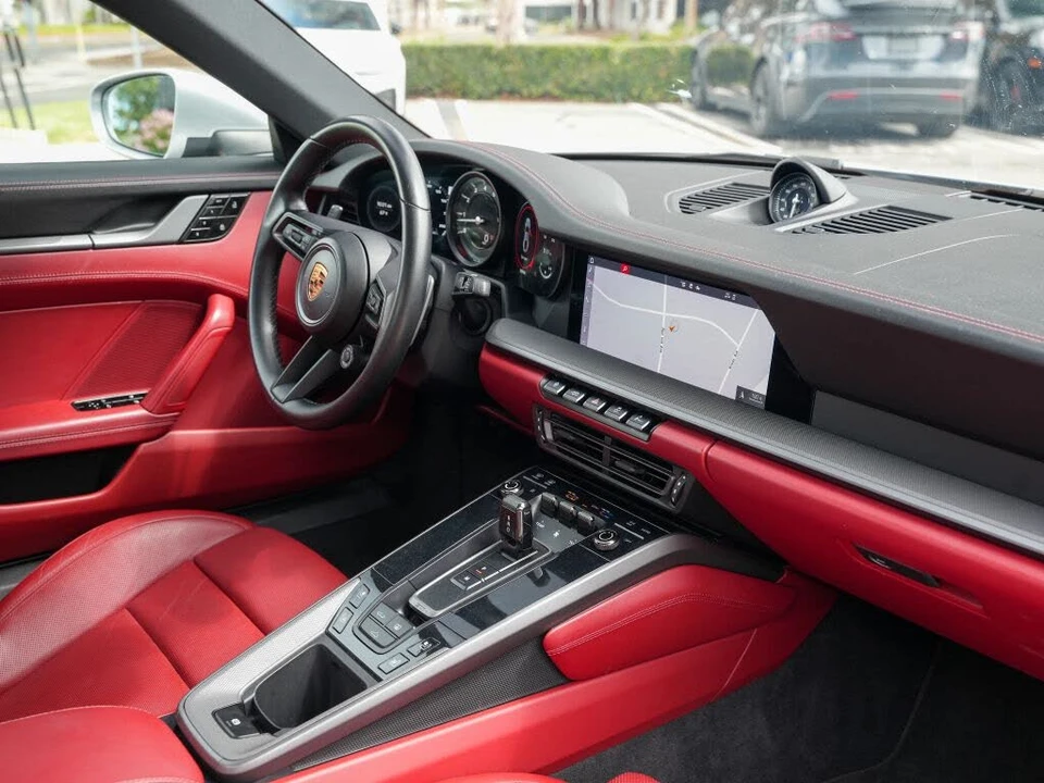 2020 Porsche 992 Carrera S - Image 15 of 16