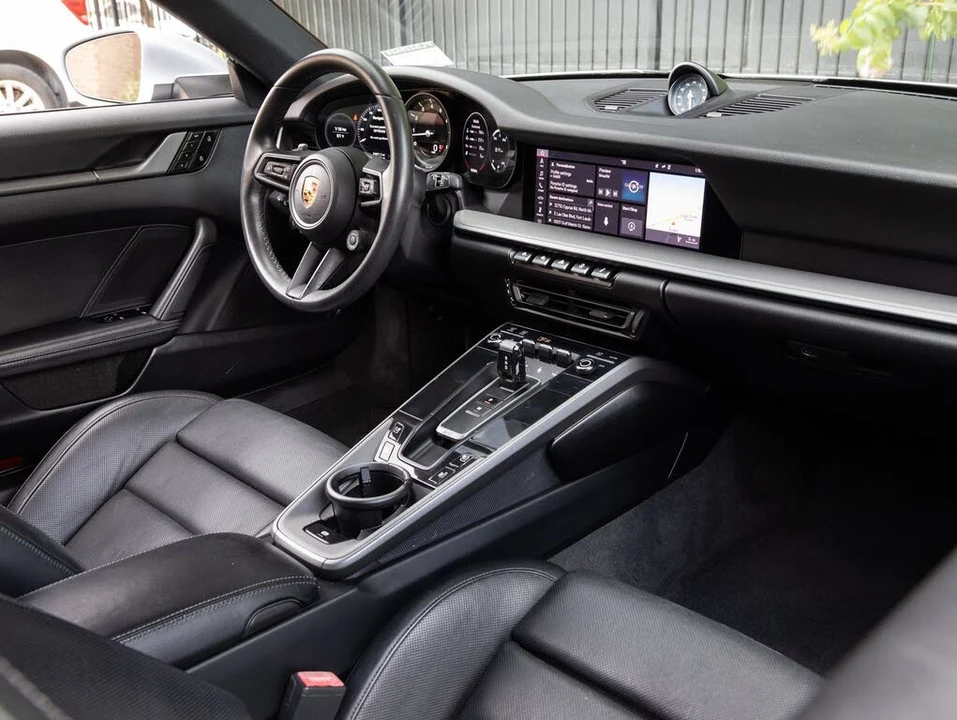 2020 Porsche 992 Carrera S - Image 12 of 31
