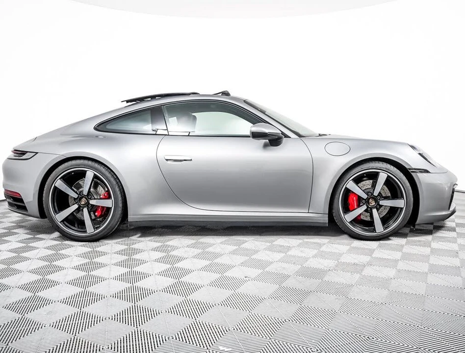 2020 Porsche 992 Carrera S - Image 9 of 31