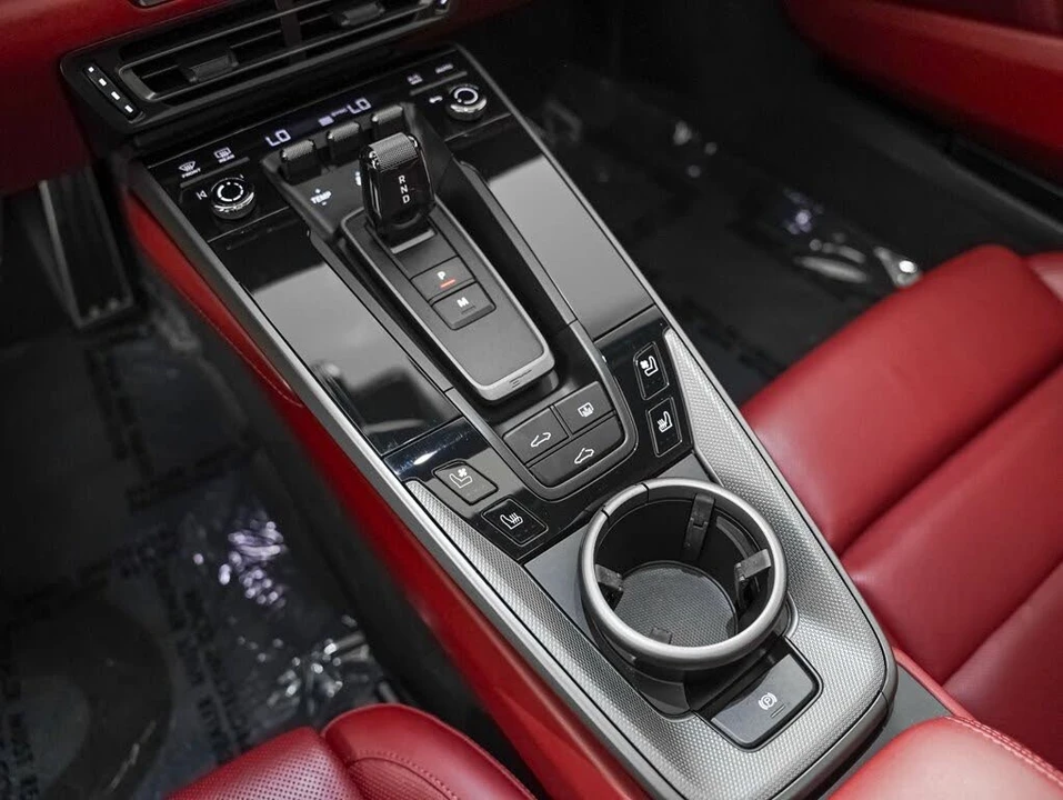 2020 Porsche 992 Carrera S - Image 24 of 31