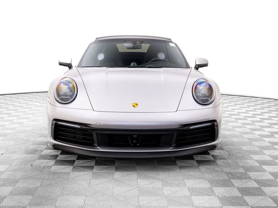 2020 Porsche 992 Carrera S - Image 9 of 31