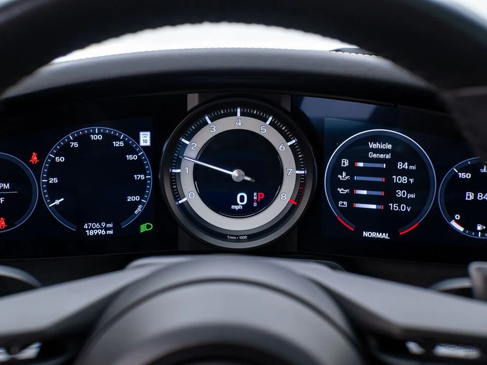 2020 Porsche 992 Carrera S - Image 22 of 31